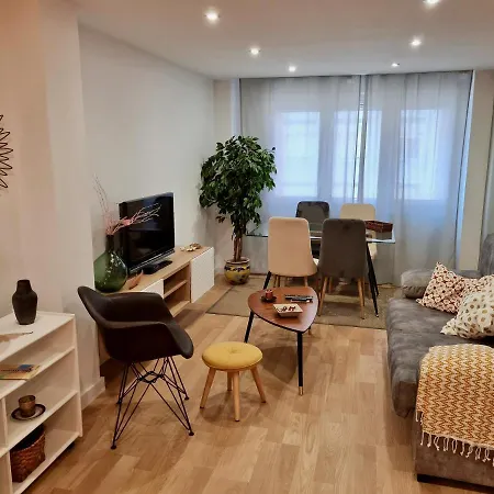 Precioso Piso 6 Personas En La Playa De San Lorenzo Apartment Gijon
