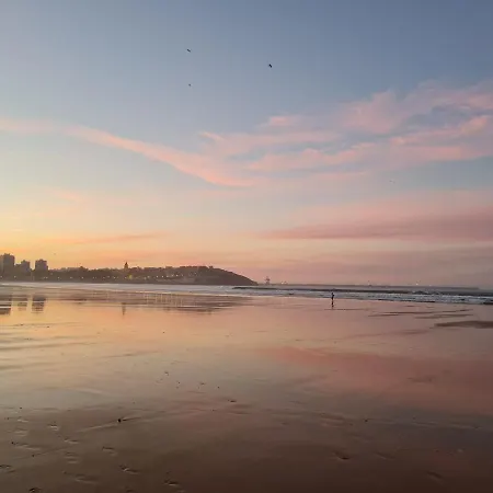 Precioso Piso 6 Personas En La Playa De San Lorenzo * Gijon